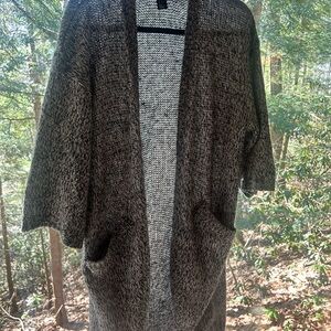 H&M Black and Gray Knit Sweater